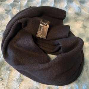 H & M soft scarf